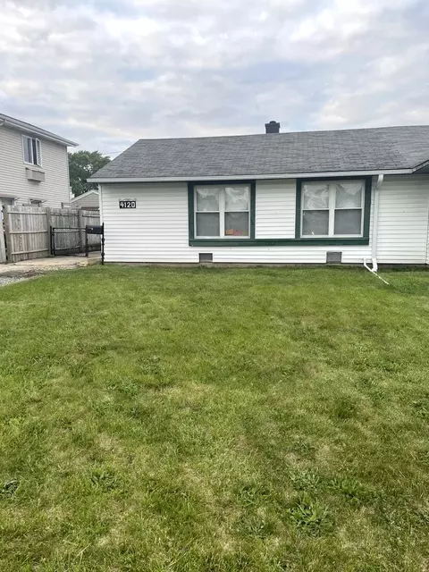 4120 W 90th St, Hometown, IL 60456