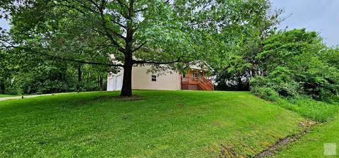 1 Wherry Dr, Putnam, IL 61560