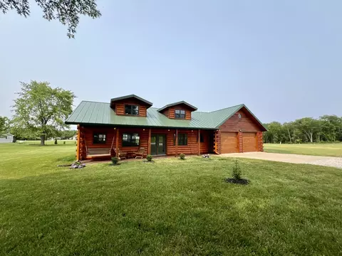 67 S S Shrs, Sullivan, IL 61951