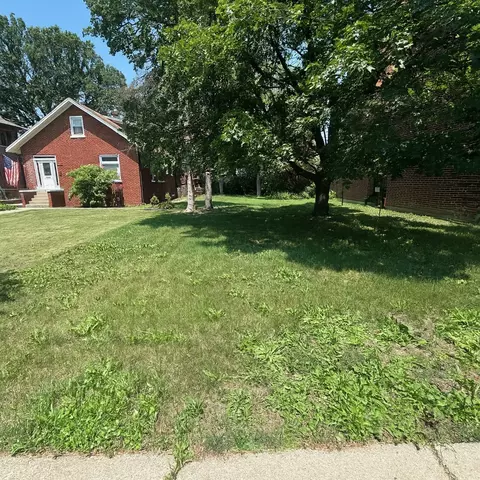 38 E Touhy Ave, Park Ridge, IL 60068