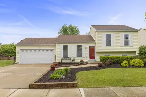 1191 Narragansett Dr, Carol Stream, IL 60188