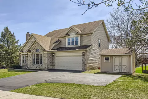 5245 Landers Dr, Hoffman Estates, IL 60192 photo 2