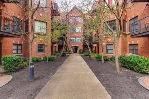5942 S King Dr #2N, Chicago, IL 60637