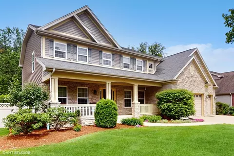 16 E Michigan Ave, Palatine, IL 60067