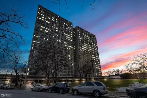 4850 S Lake Park Ave #1512, Chicago, IL 60615