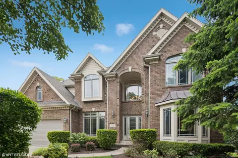 3620 Schillinger Ct, Naperville, IL 60564