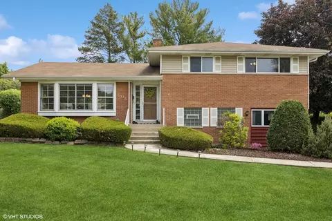 505 S George St, Mount Prospect, IL 60056