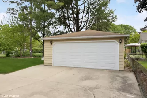 505 S George St, Mount Prospect, IL 60056 photo 17