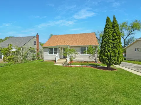 511 E Stimmel St, West Chicago, IL 60185