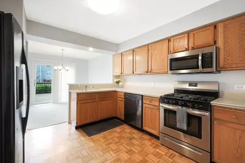 Kitchen - 876 Dandridge Ct, Elgin, IL 60120 photo 2 of 2