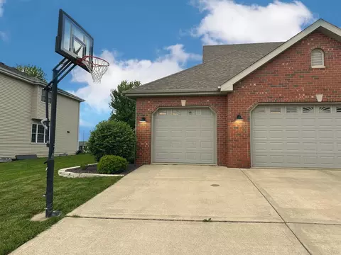 445 Spring Park Loop, Bourbonnais, IL 60914 photo 3