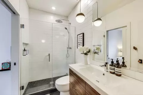 Bath - 335 E Cullerton St, Chicago, IL 60616 photo 2 of 2