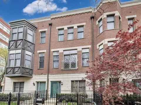 335 E Cullerton St, Chicago, IL 60616