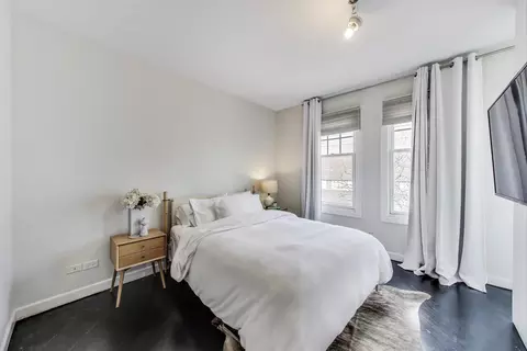 Bedroom - 335 E Cullerton St, Chicago, IL 60616 photo 1 of 2
