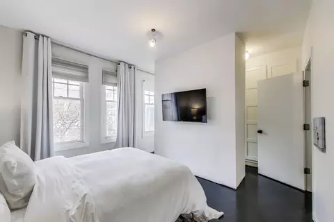 Bedroom - 335 E Cullerton St, Chicago, IL 60616 photo 2 of 2