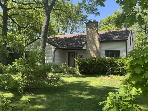 3926 Earlston Rd, Downers Grove, IL 60515