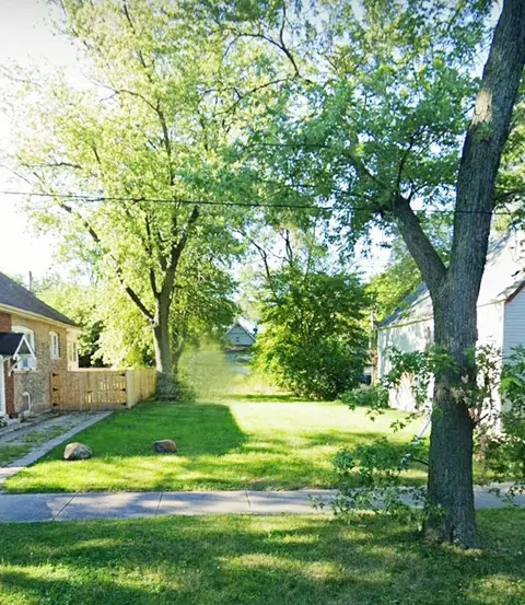 2055 W 68th St, Chicago, IL 60636