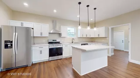 Kitchen - 554 E Jackson St, Joliet, IL 60432 photo 1 of 3