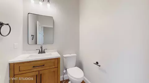 Bath - 554 E Jackson St, Joliet, IL 60432 photo 1 of 2