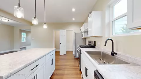 Kitchen - 554 E Jackson St, Joliet, IL 60432 photo 3 of 3
