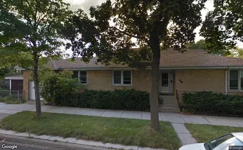 7356 N Francisco Ave, Chicago, IL 60645
