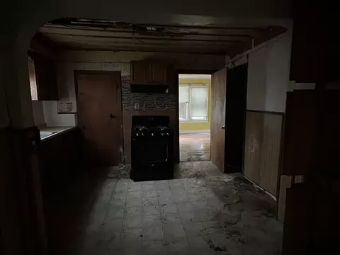 Entry Way - Undisclosed, Kankakee, IL 60901 photo 2 of 2