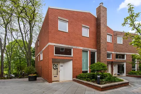 1203 Central St #C, Evanston, IL 60201
