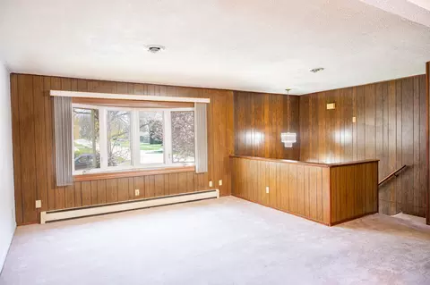 Living - Undisclosed, Lockport, IL 60441 photo 8 of 9
