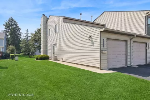 6330 Prideham St #138, Downers Grove, IL 60516
