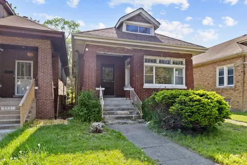 7703 S Loomis Blvd, Chicago, IL 60620