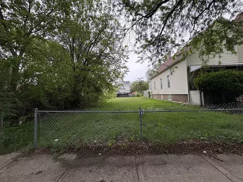 7649 S Emerald Ave, Chicago, IL 60620