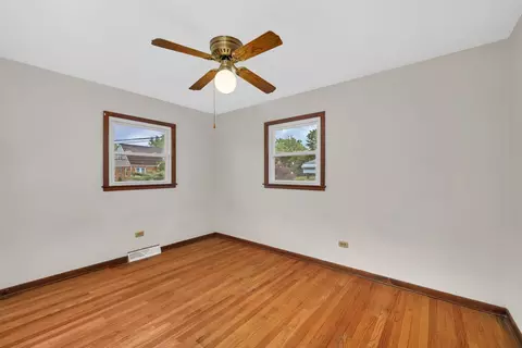 Bedroom - 8 Eureka St, Lemont, IL 60439 photo 2 of 3