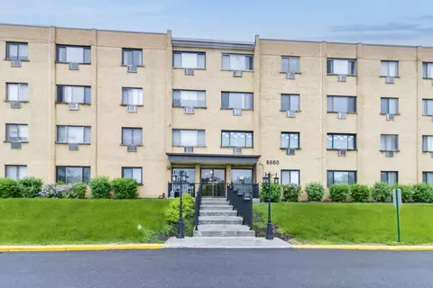 6660 S Brainard Ave #211, Countryside, IL 60525