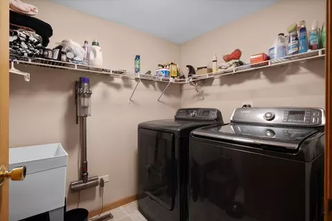 Other - 1508 Parkside Dr, Plainfield, IL 60586 photo 4 of 10