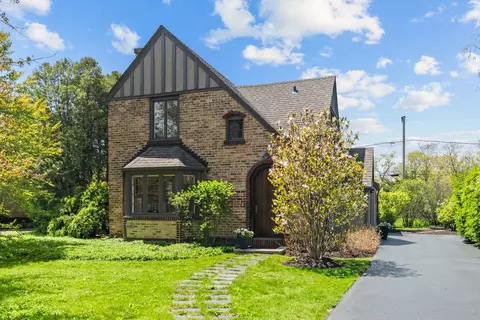 154 Glenwood Ave, Winnetka, IL 60093
