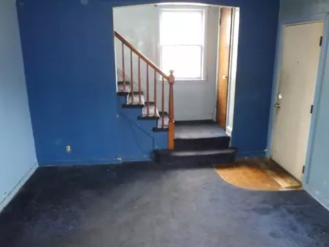 Living - 2523 E 97th Pl, Chicago, IL 60617 photo 2 of 2