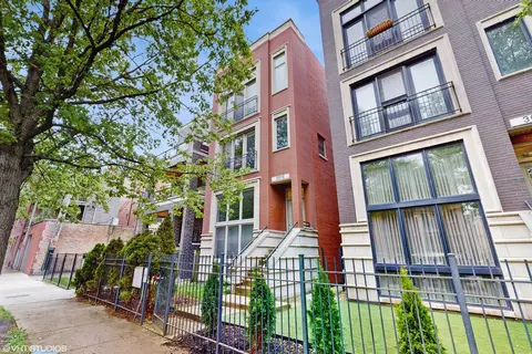 3616 N Damen Ave #2, Chicago, IL 60618