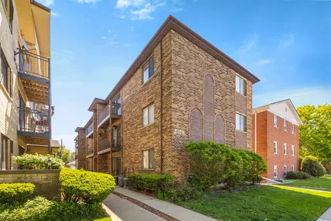 2109 N Harlem Ave #3A, Chicago, IL 60707