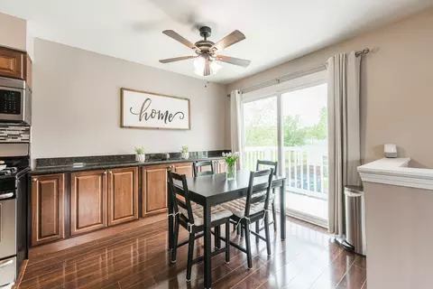 Dining - 335 Marcia Ct #D, Bartlett, IL 60103 photo 1 of 1