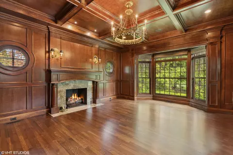 Living - 770 E Westminster Rd, Lake Forest, IL 60045 photo 1 of 5