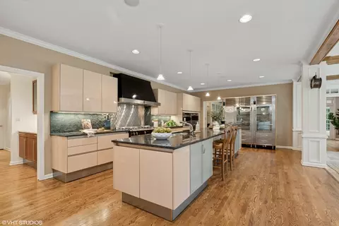 Kitchen - 770 E Westminster Rd, Lake Forest, IL 60045 photo 2 of 6