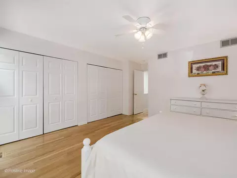 2393 N Wayne Ave, Chicago, IL 60614 photo 14