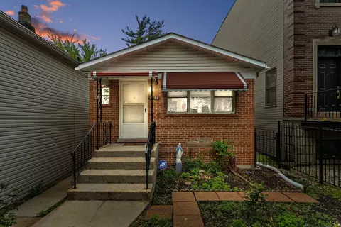 2636 W Medill Ave, Chicago, IL 60647