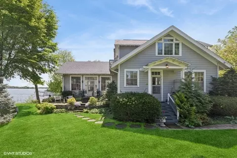 4014 Pitzen Rd, Johnsburg, IL 60051
