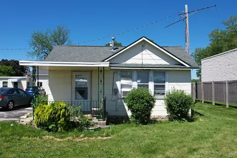 Exterior - 605 East St, Mazon, IL 60444 photo 1 of 1
