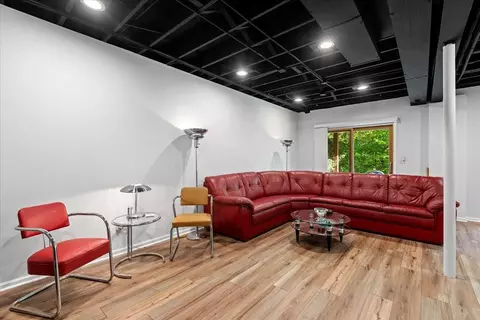 Living - 1370 Grandview Ct, Algonquin, IL 60102 photo 5 of 5