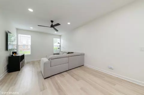 Living - 1237 Bradley Cir, Elgin, IL 60123 photo 1 of 2