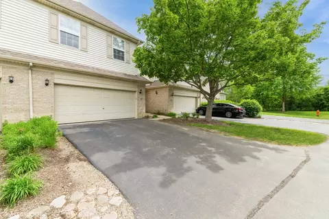 1237 Bradley Cir, Elgin, IL 60123