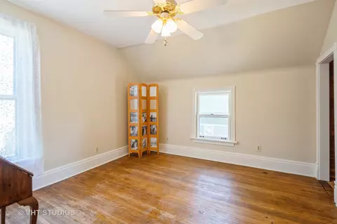 Bedroom - 128 Forest Ave, Riverside, IL 60546 photo 2 of 3