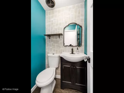 Bath - 421 S River Rd, Naperville, IL 60540 photo 1 of 3